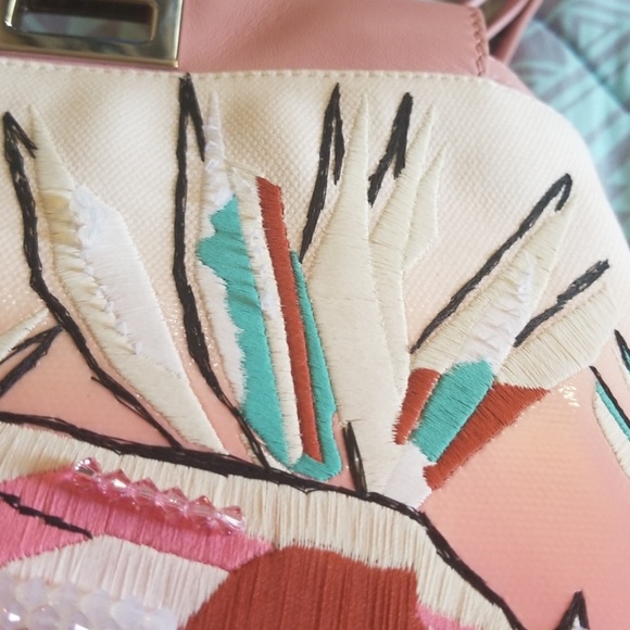Birds of paradise mini fendi peekaboo - Picture 5 of 6